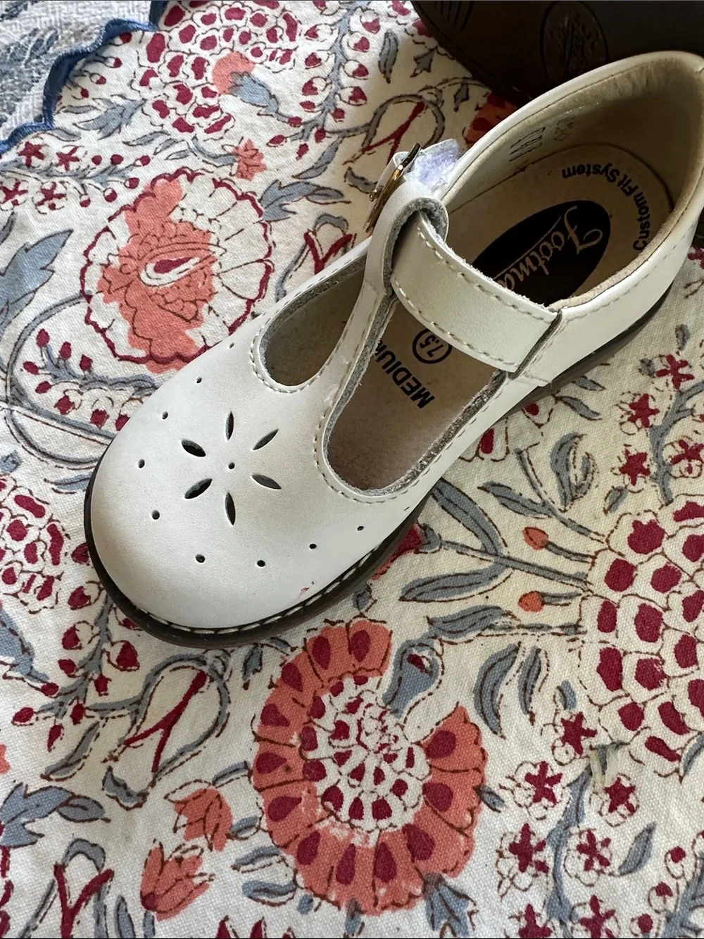 FootMates Cream T-Bar Dress Shoes for Kids